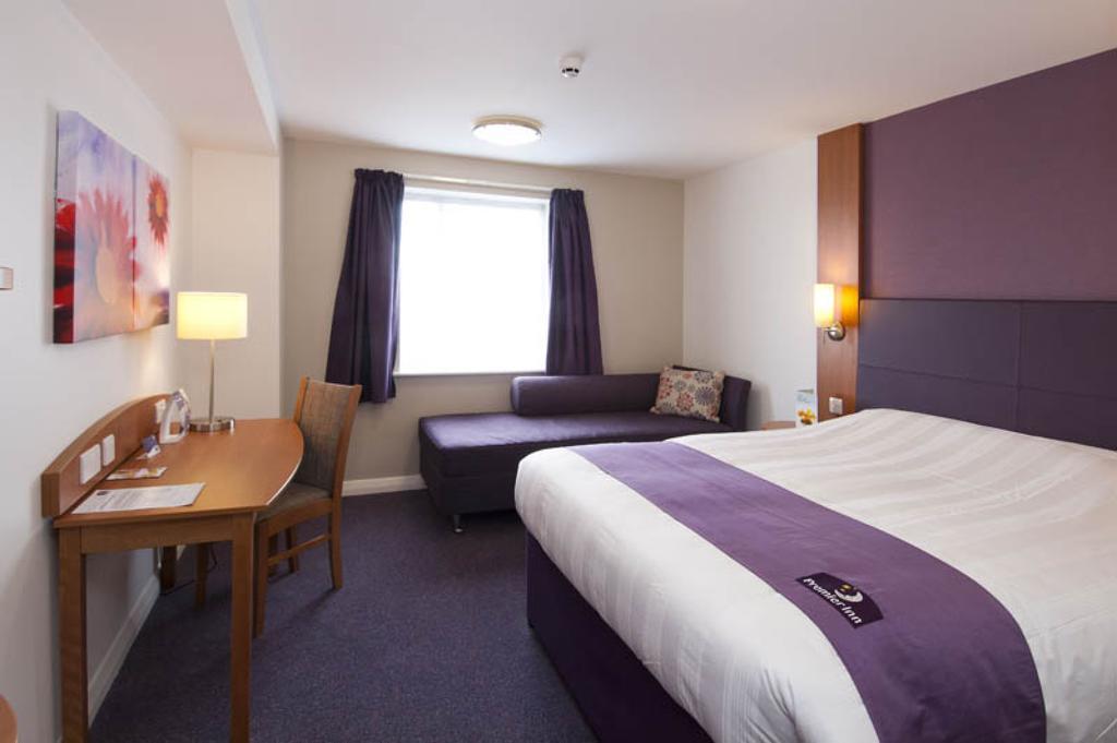 Premier Inn Newcastle City Centre Millennium Bridge Ngoại thất bức ảnh
