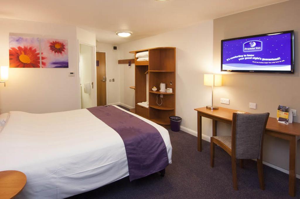 Premier Inn Newcastle City Centre Millennium Bridge Ngoại thất bức ảnh