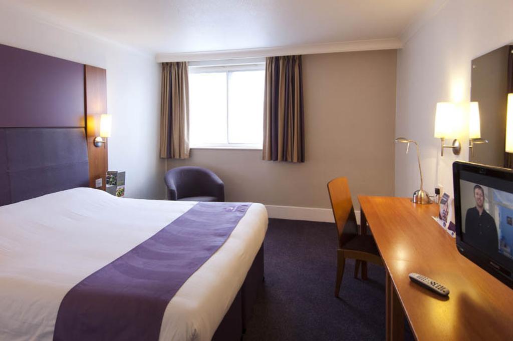 Premier Inn Newcastle City Centre Millennium Bridge Ngoại thất bức ảnh